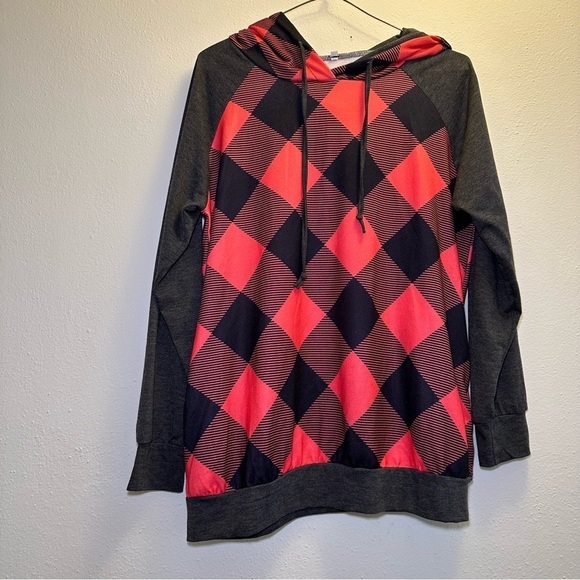 Filly Flair Buffalo Plaid Sweatshirt Size Medium - Picture 1 of 8